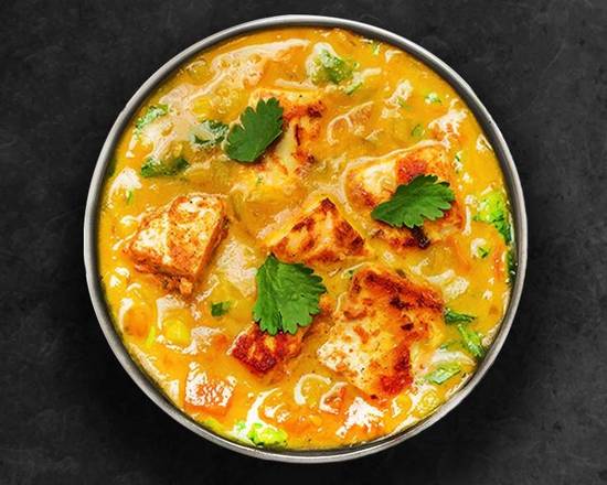 Order Cottage Cheese Tikka masala food online from United Kitchens Of India store, Asheville on bringmethat.com