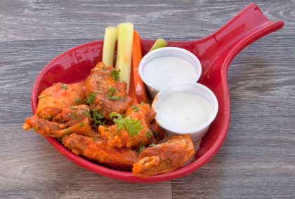Order Southbay Wings food online from Southbay Slice Pizzeria store, Redondo Beach on bringmethat.com