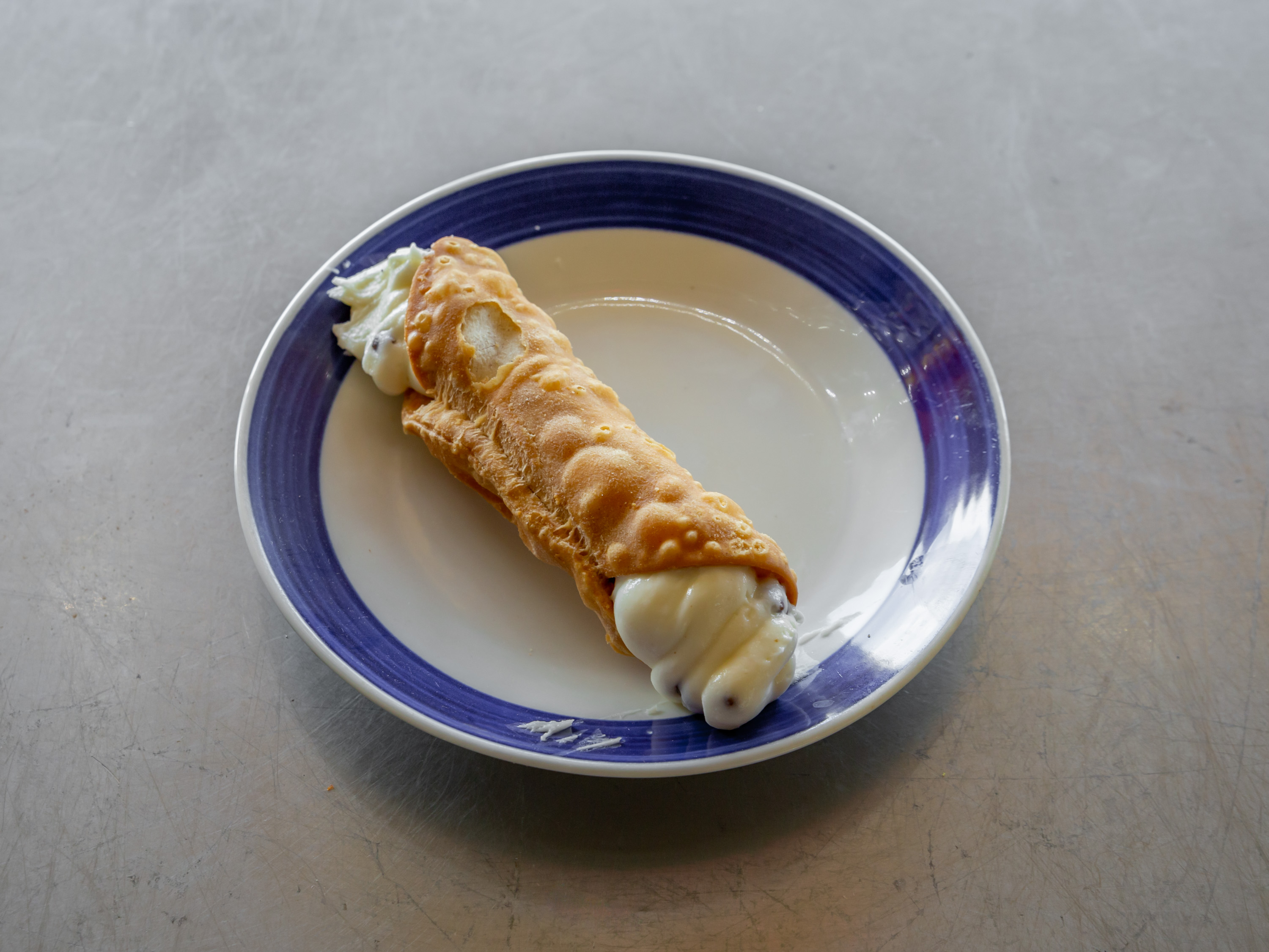 Order Cannoli food online from Roma - Pizza and Pasta store, Nashville on bringmethat.com