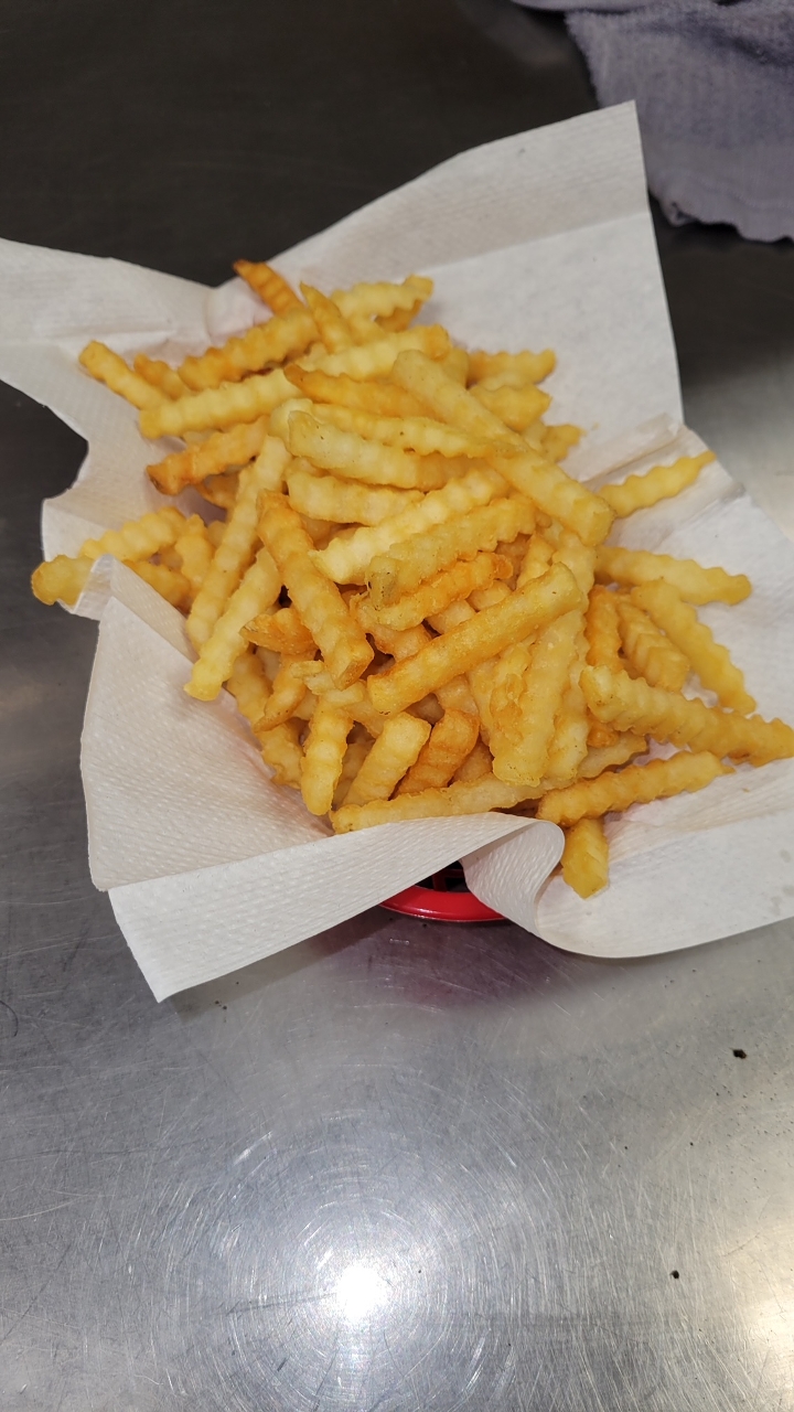 Order Basket of Fries food online from Steve Hot Dogs Tower Grove store, Saint Louis on bringmethat.com