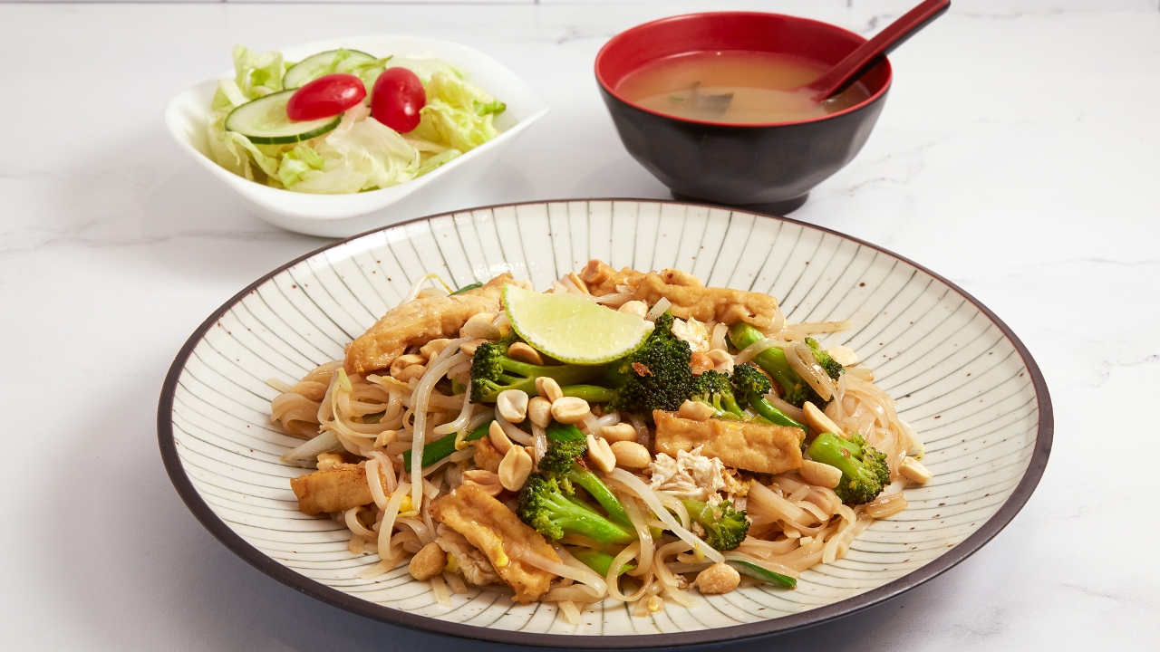 Order Pad Thai Vegetable & Tofu food online from Yoki Japanese Restaurant store, Medford on bringmethat.com
