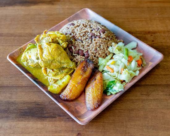 Order Curry Chicken food online from Calabash Caribbean Grill store, St. Andrews on bringmethat.com