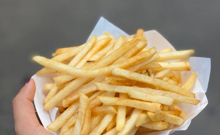 Order French Fries food online from Schnitzly store, Los Angeles on bringmethat.com
