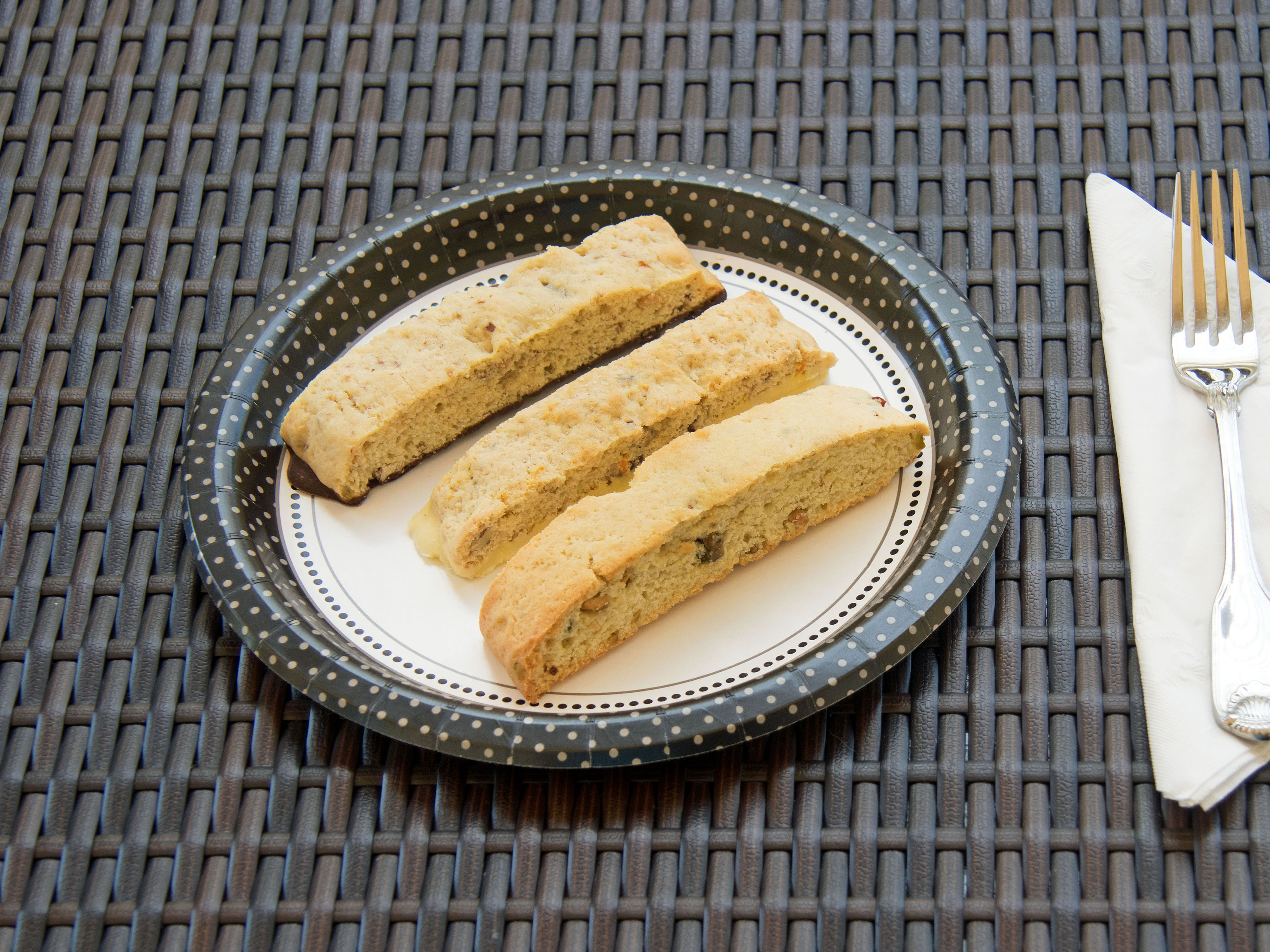 Order  House Made Biscotti food online from Capizzi Cheesecakes store, Cathedral City on bringmethat.com