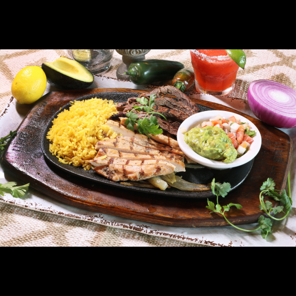 Order Fajitas Traditional food online from Cilantro's Mexican Grill store, Spring on bringmethat.com