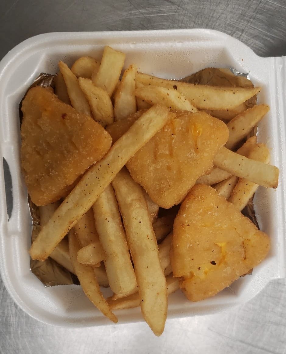Order Kids 3 Mac and Cheese Wedges food online from Dan Pizza Co store, Webster on bringmethat.com