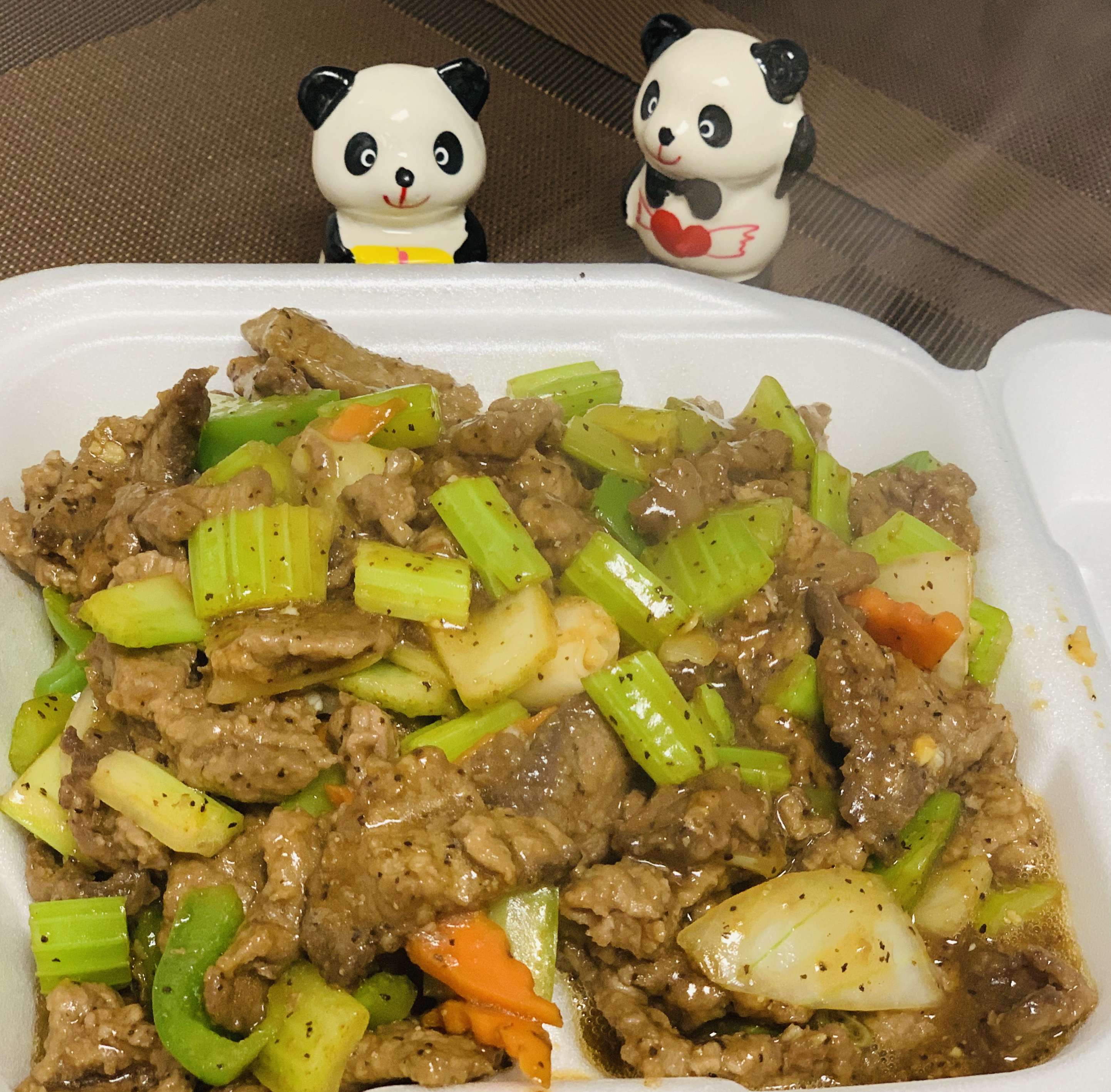 Order 60. Black Pepper Beef 黑椒牛 food online from China town Restaurant store, Anchorage on bringmethat.com
