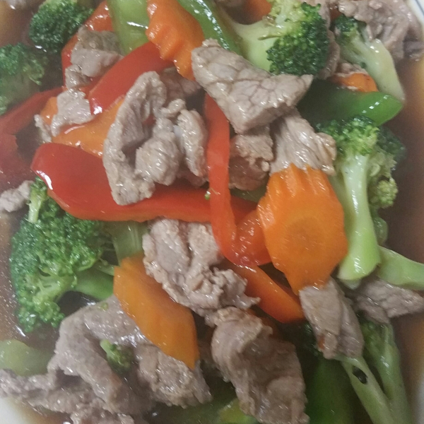 Order 50. Beef Broccoli food online from Thai House Restaurant store, Danville on bringmethat.com