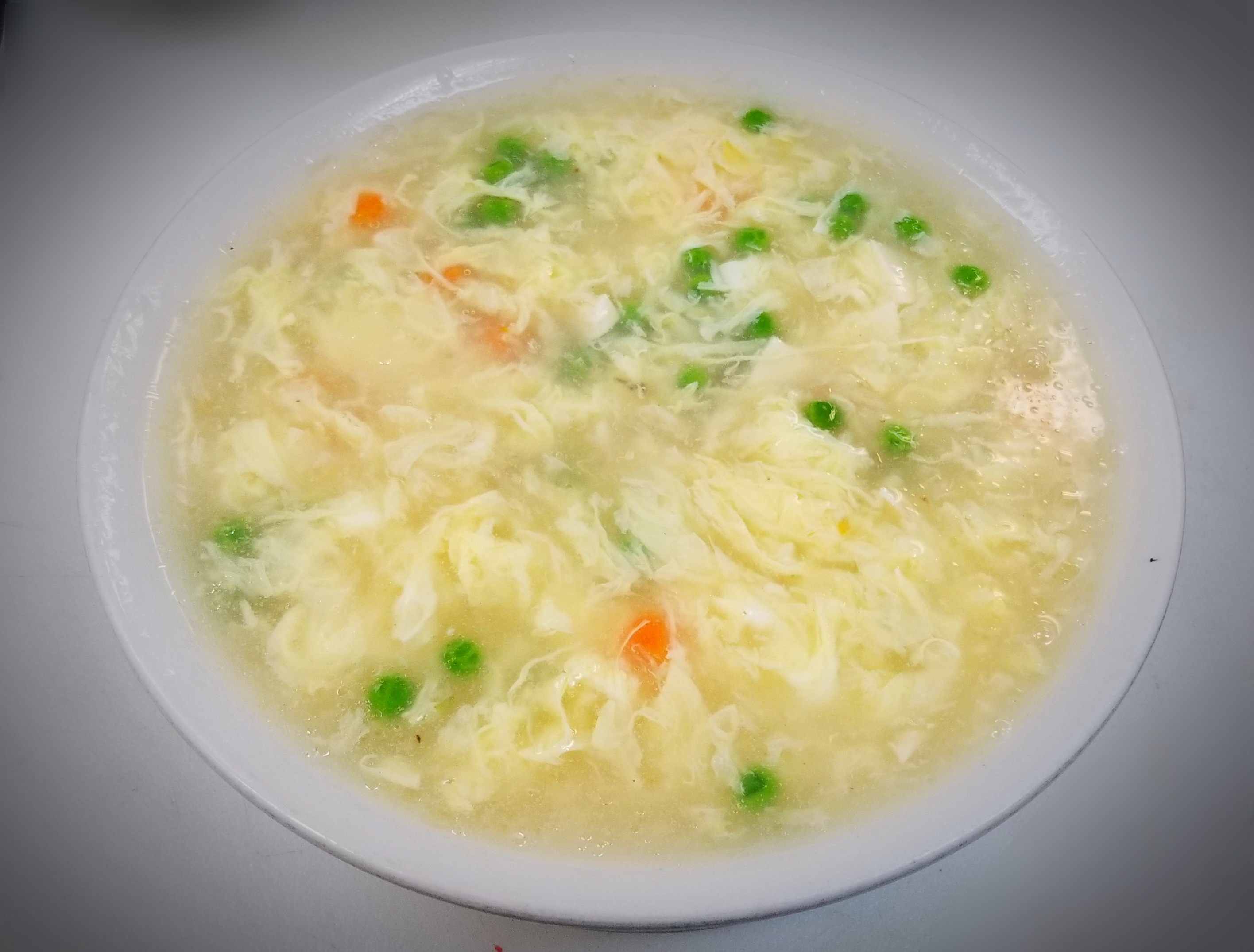 Order 204. Egg Flower Soup food online from Thien Hoang Restaurant store, Portland on bringmethat.com