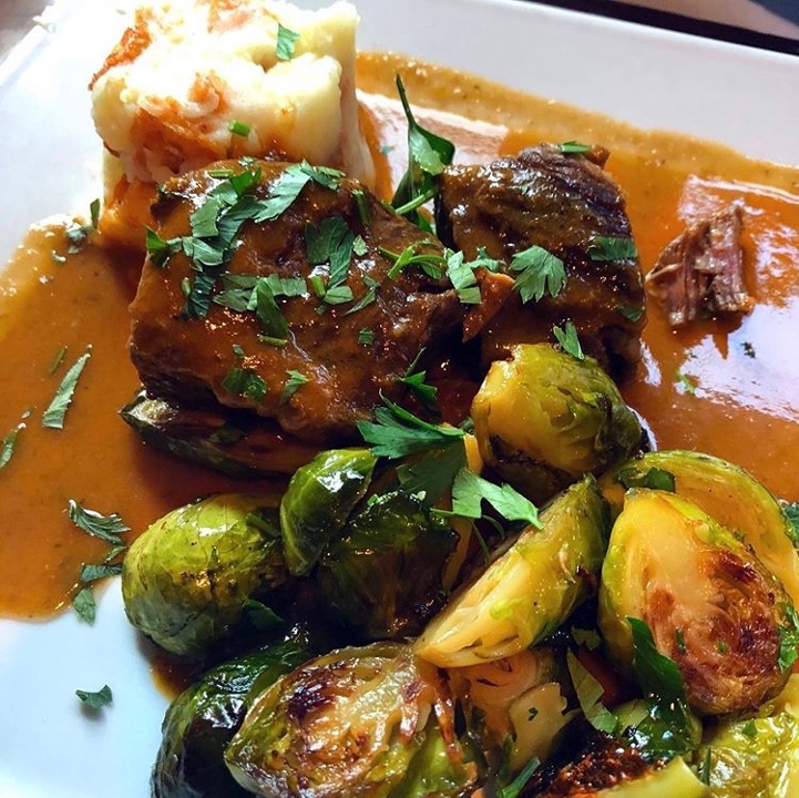 Order Braised Beef Boneless Short Ribs food online from Amelia's Bistro store, Jersey City on bringmethat.com