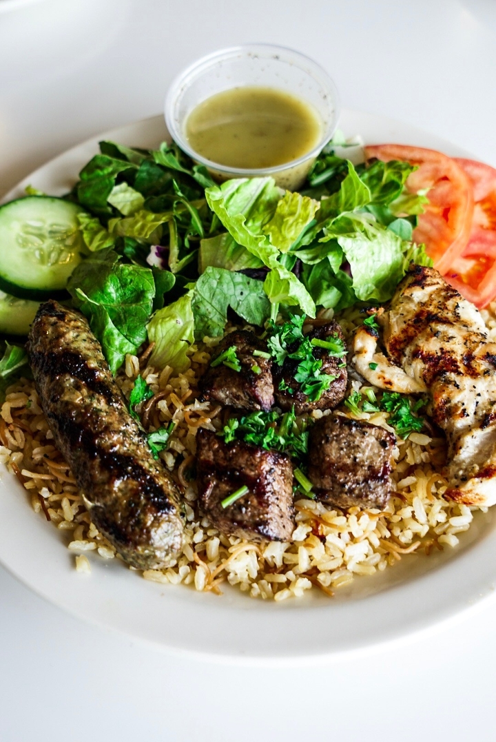 Order Aladdin Favorite Combo food online from Aladdins Eatery store, Cranberry Township on bringmethat.com