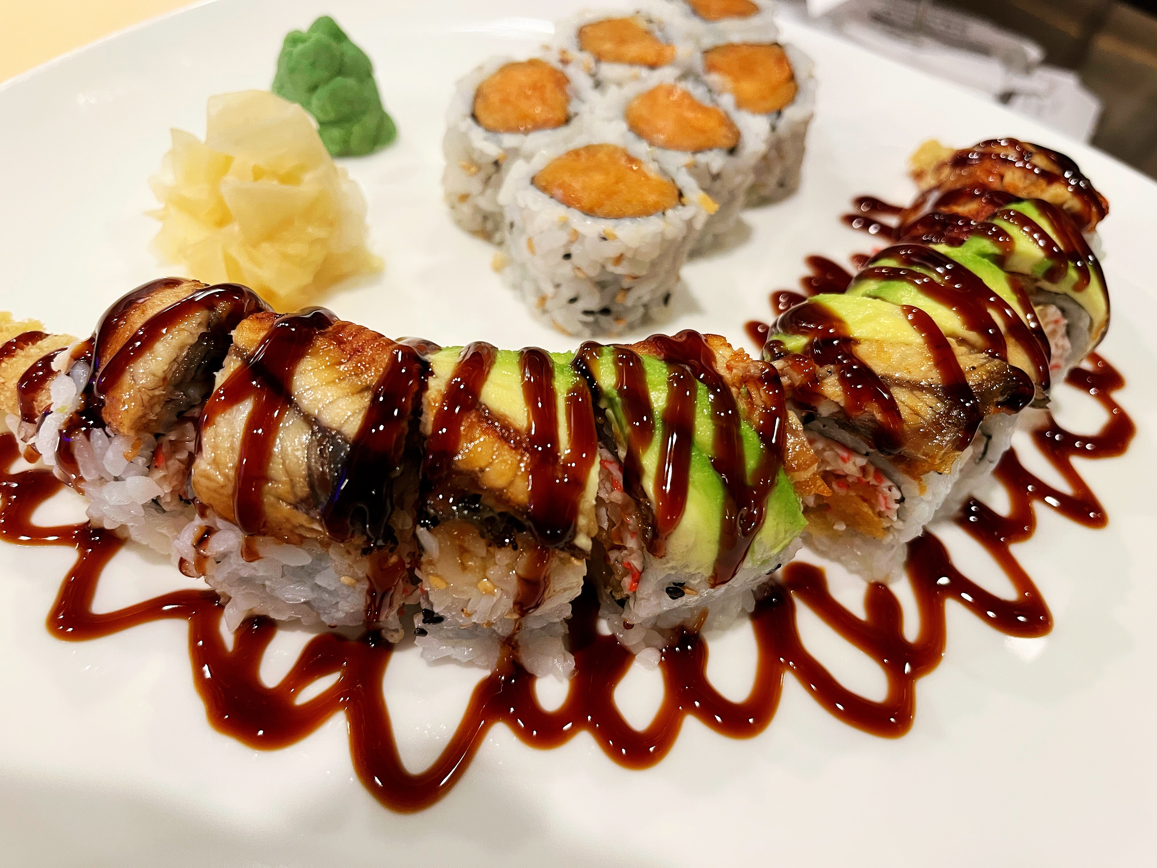 Order J300. Dragon Special Roll food online from Ings Palace store, Burbank on bringmethat.com