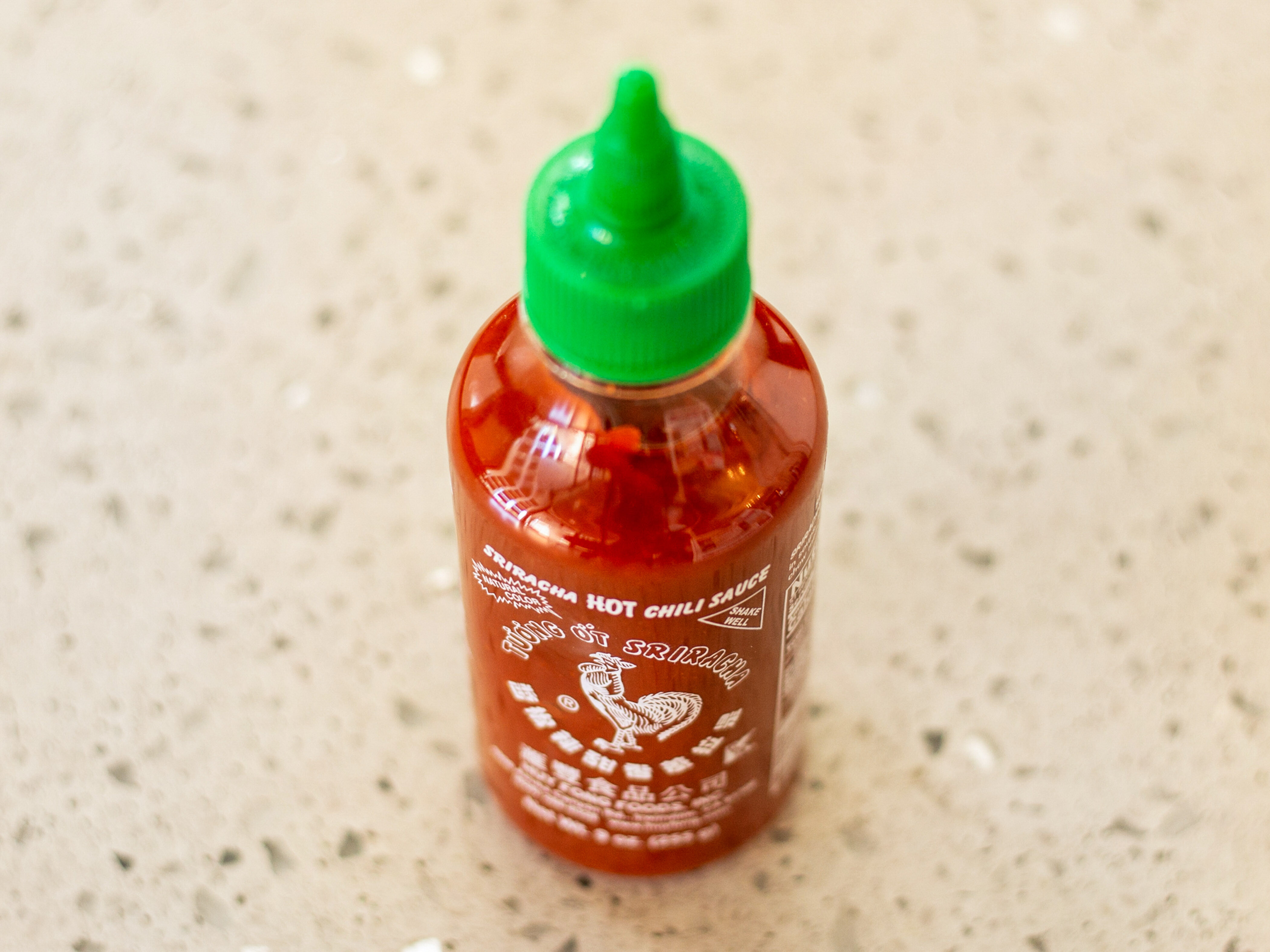 Order Sriracha Hot Chili Sauce food online from Convenient Food Mart store, Chicago on bringmethat.com