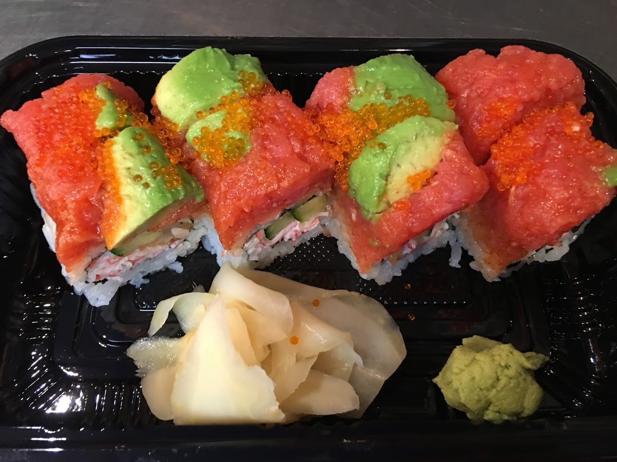 Order 59. Spicy Special Roll food online from Sushi Kinta store, San Francisco on bringmethat.com
