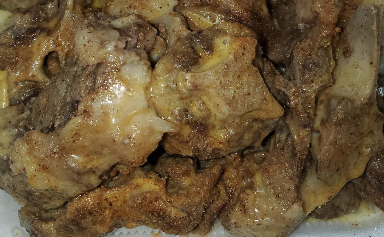 Order 1/2 Order Oxtails food online from The Crab House store, Detroit on bringmethat.com