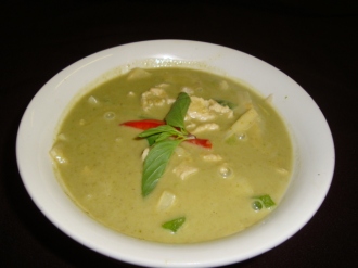 Order 89. Green Curry food online from Nine and Nine store, Pasadena on bringmethat.com