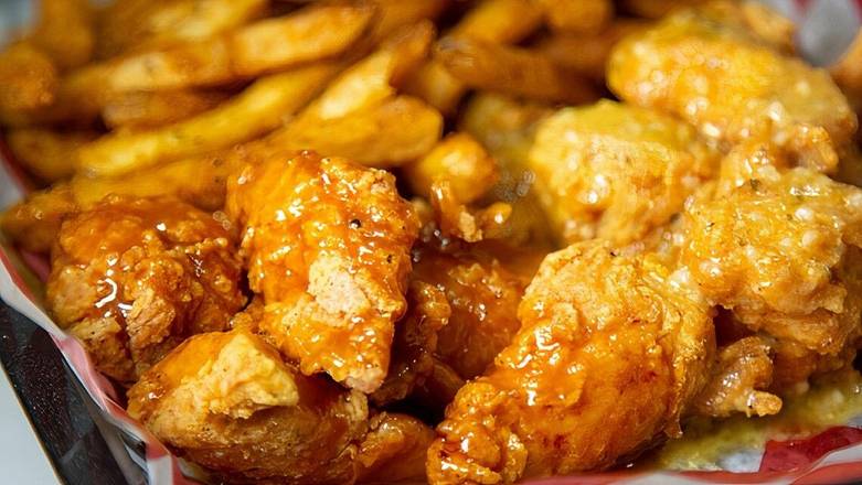 Order 6  Traditional  Wings food online from Holy Buckets store, Bridgeview on bringmethat.com