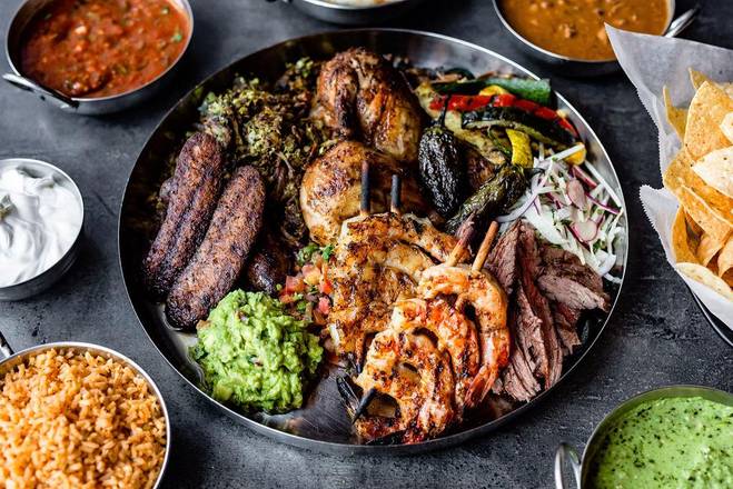 Order PACK ROYALE: FULL food online from Fajitas A Go Go store, Houston on bringmethat.com
