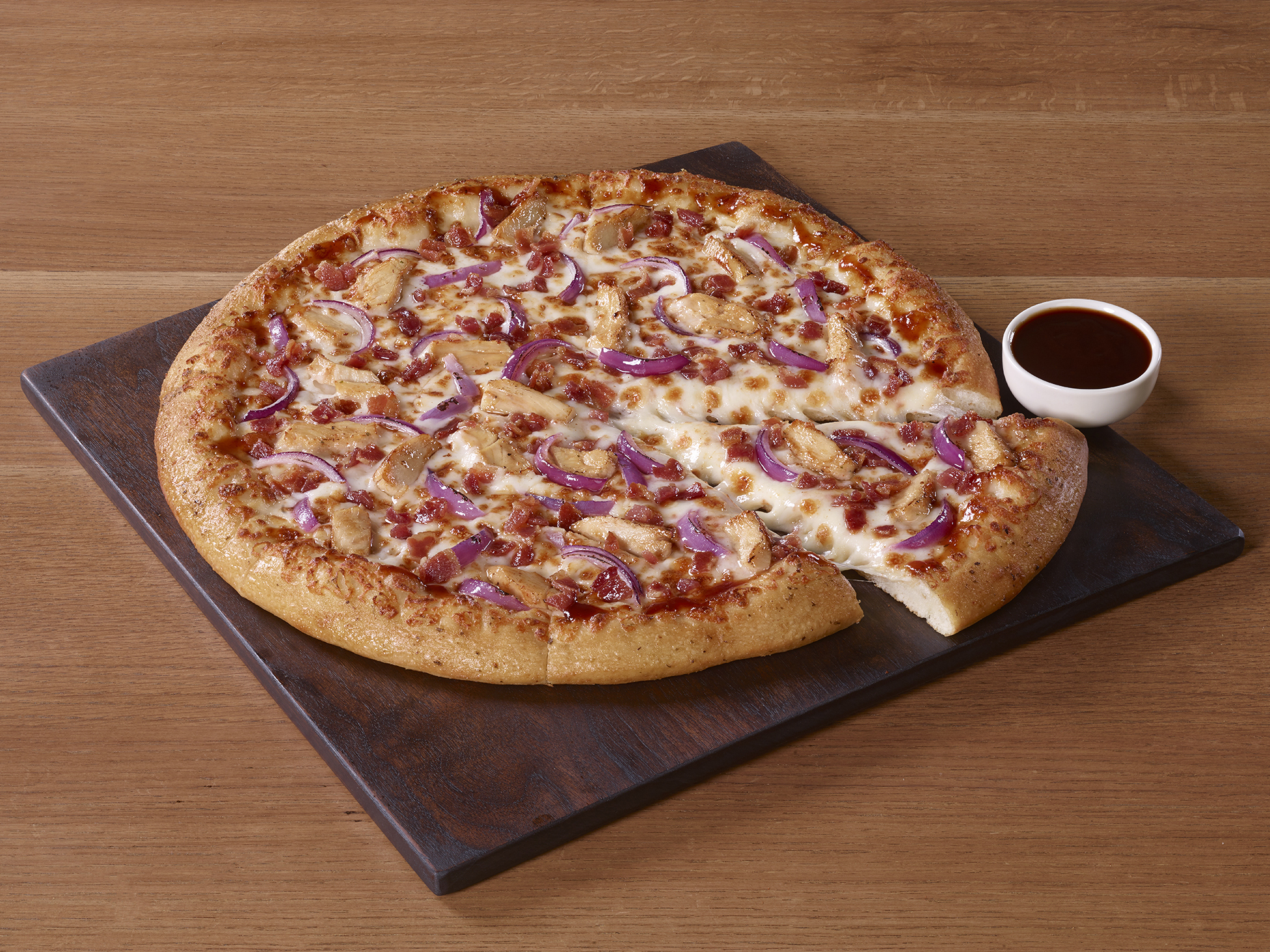 Order Backyard BBQ Chicken Pizza food online from Pizza Hut store, West Springfield on bringmethat.com