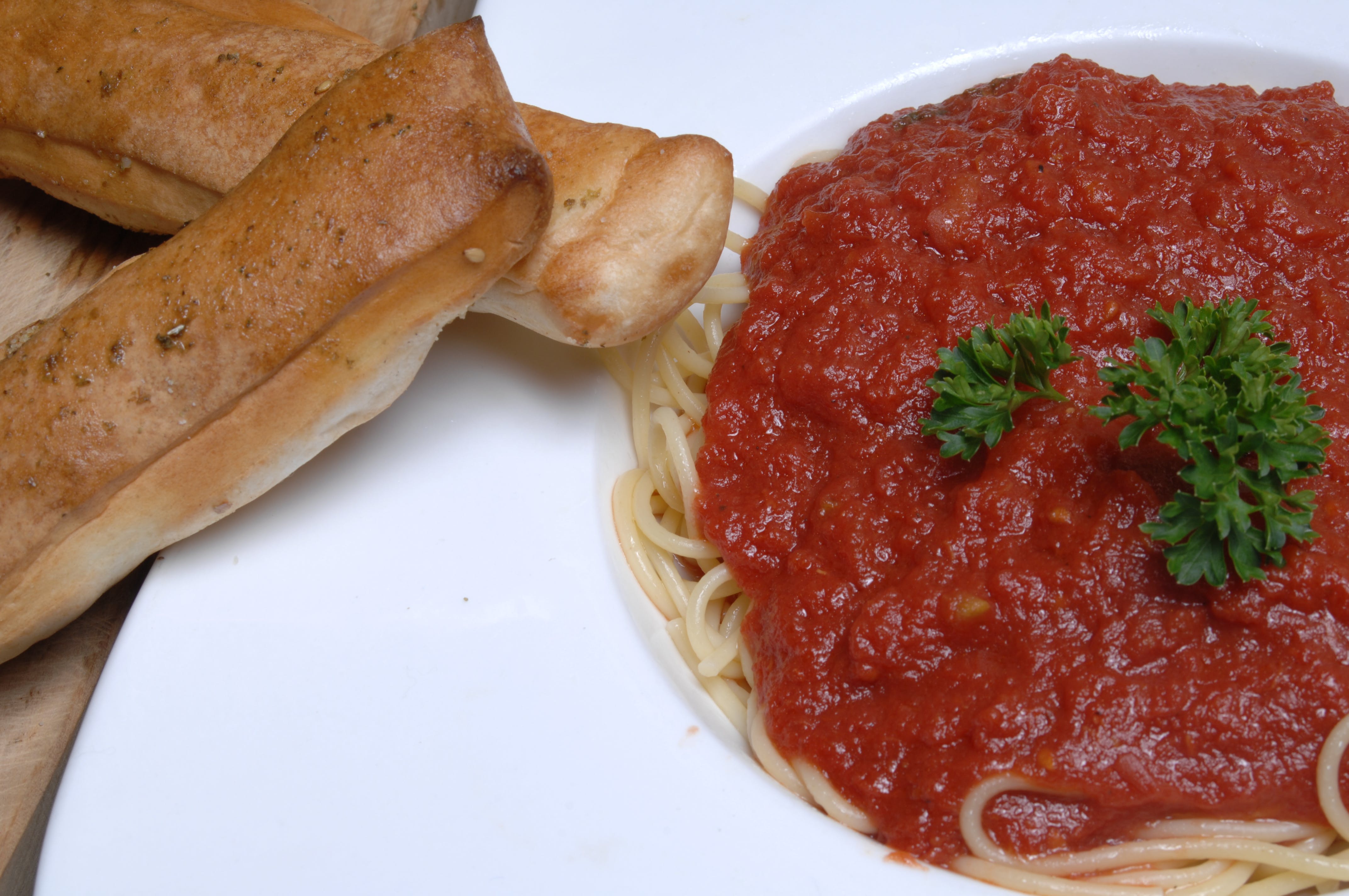 Order Spaghetti Marinara - Pasta food online from La Gourmet Pizza store, Dallas on bringmethat.com