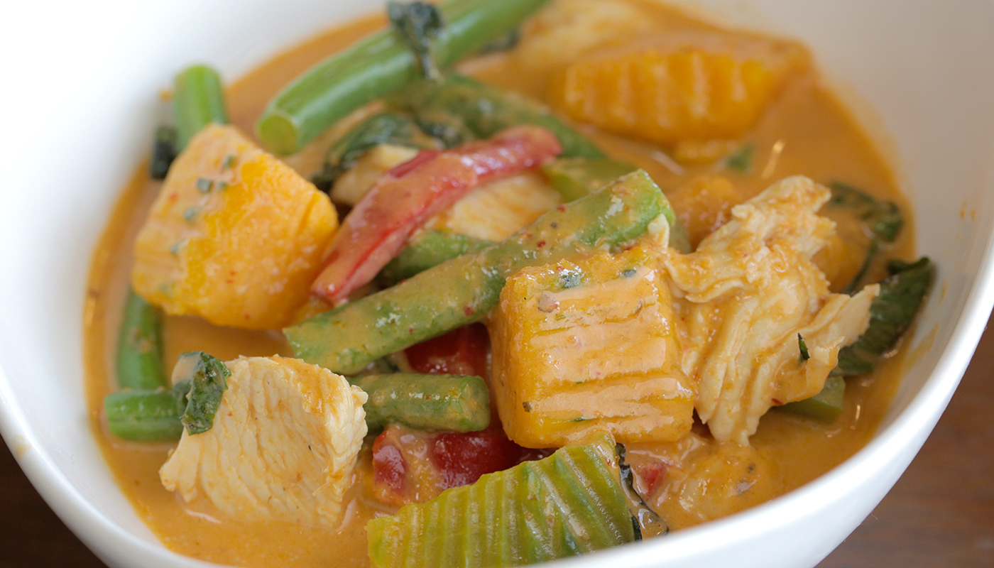 Order Red Curry  (Entree Size, doesn't come with rice) food online from Thai Corner store, Berkeley on bringmethat.com
