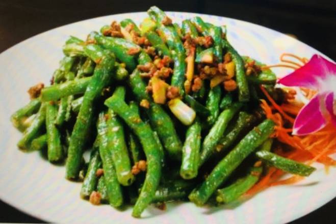 Order Sauteed String Beans with Minced Pork food online from Peony Seafood Restaurant store, Oakland on bringmethat.com
