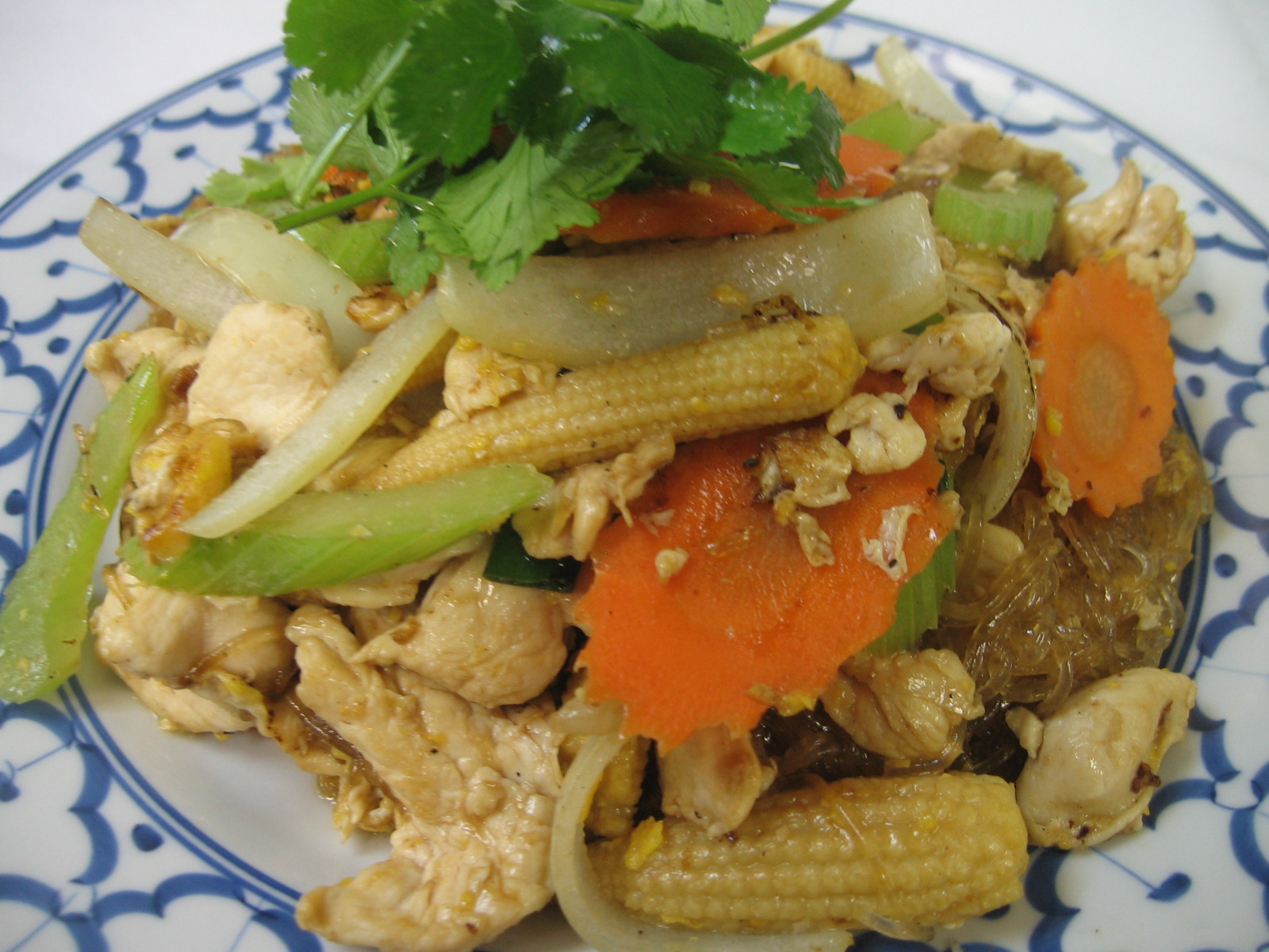 Order Pad Woon Sen (Glass Noodle) food online from Thai Orchid Restaurant store, ADDISON on bringmethat.com