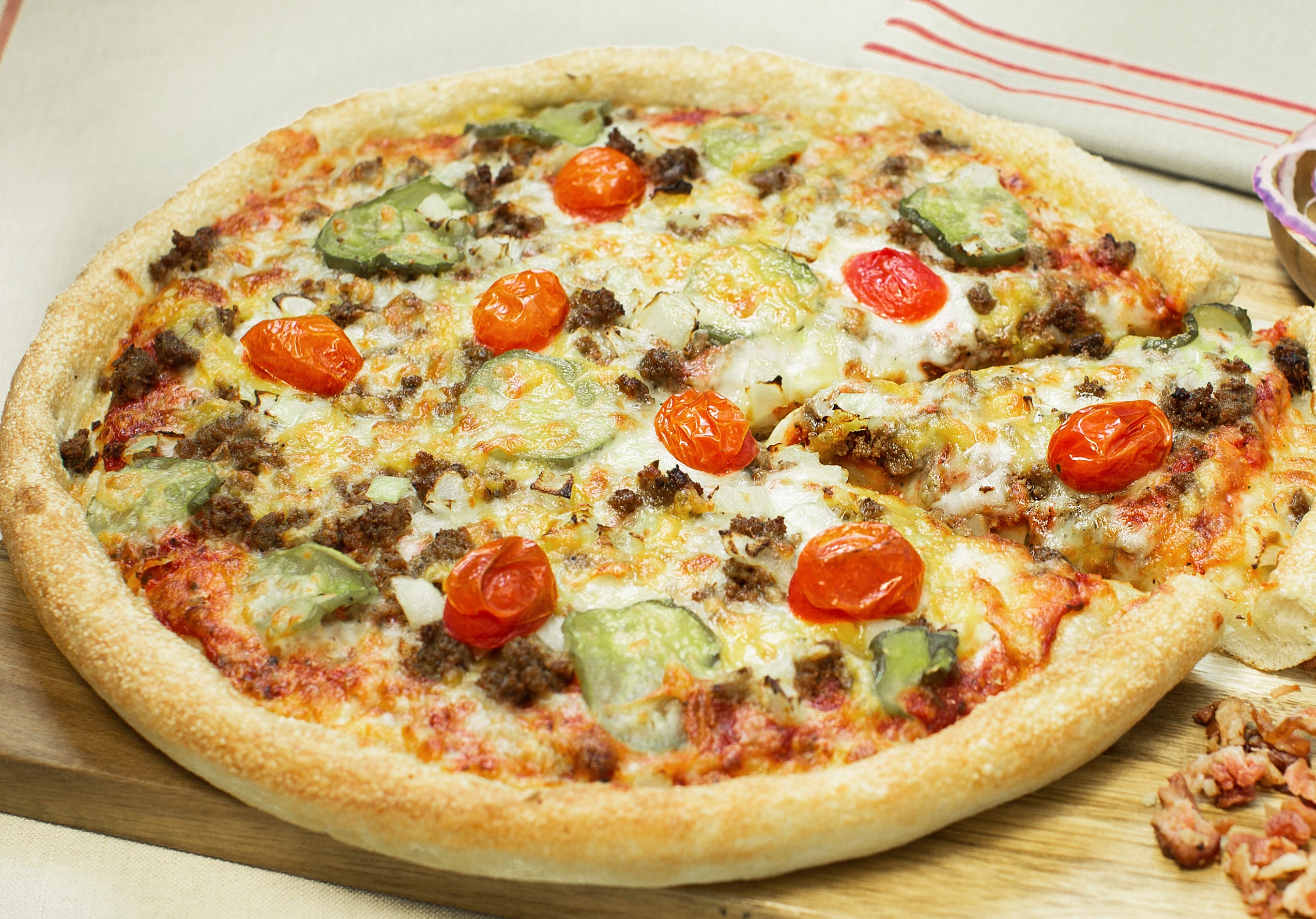 Order Bacon Cheeseburger Pizza food online from Sarpino's store, Overland Park on bringmethat.com