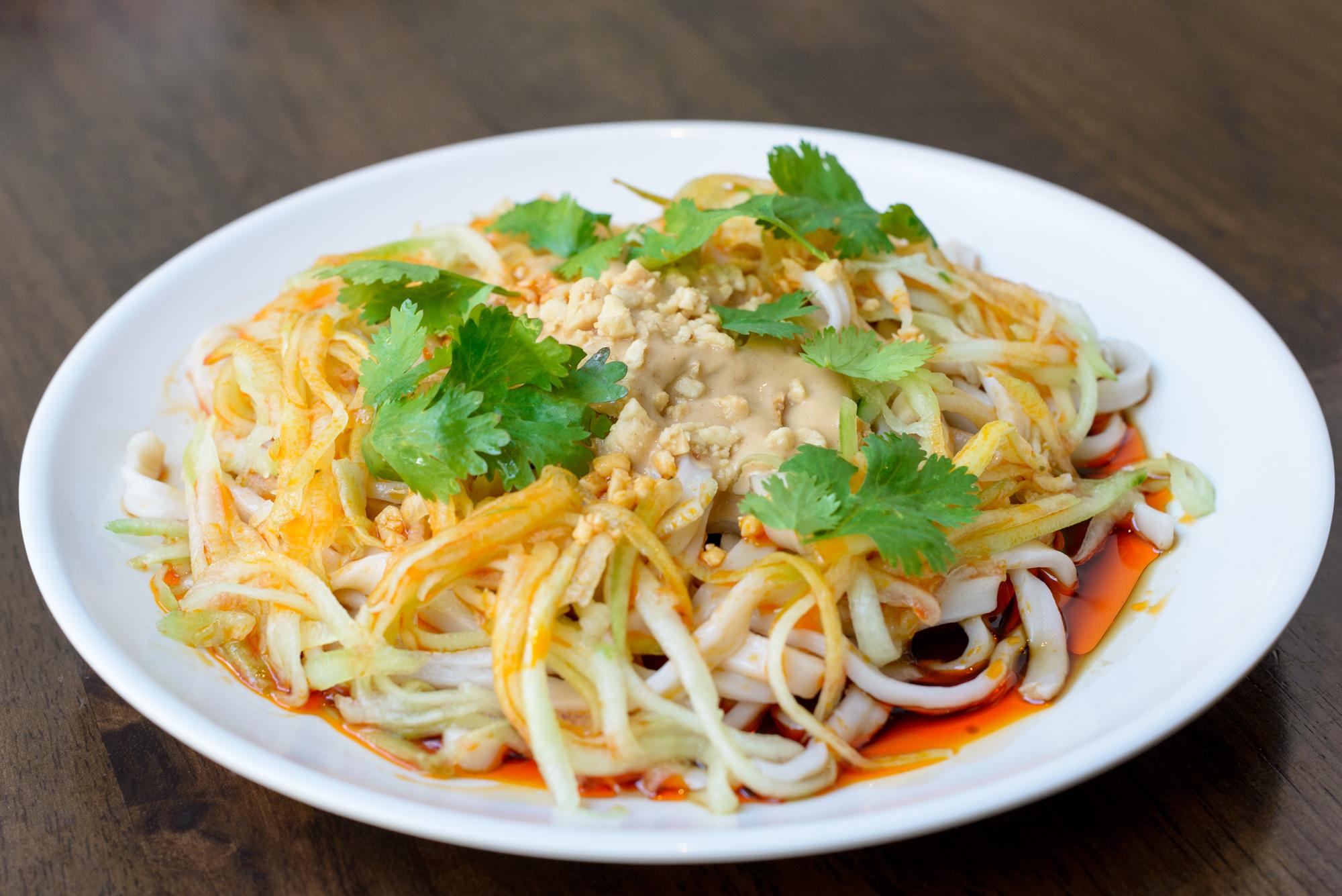 Order Cold Noodle with Peanut Sauce food online from Dim Sum Garden store, Philadelphia on bringmethat.com