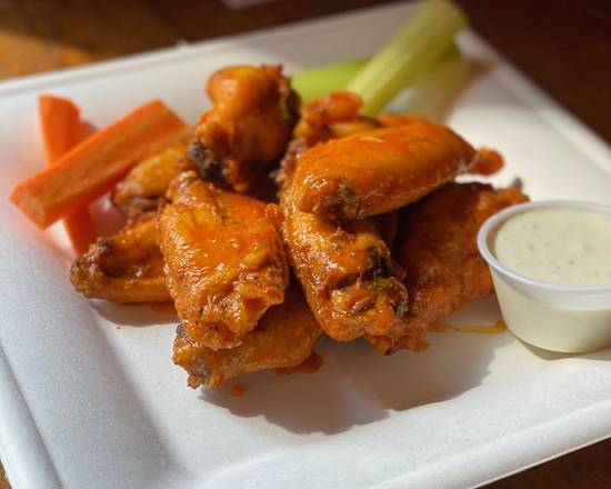 Order Chicken Wings food online from Federal store, Durham on bringmethat.com