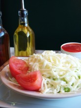 Order Regular Salad food online from Crenos Pizza store, Newark on bringmethat.com