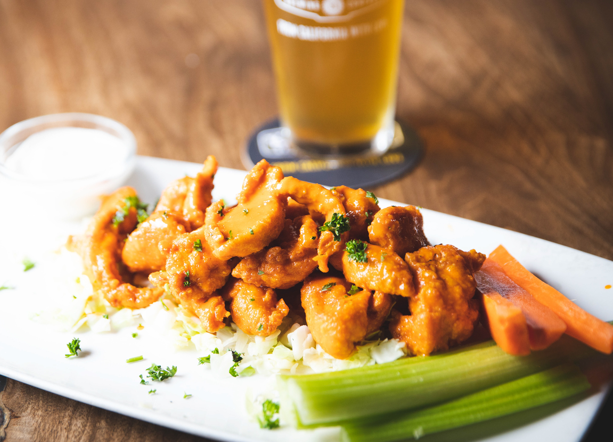 Order Boneless Wings food online from Karl Strauss Brewing Company store, Costa Mesa on bringmethat.com