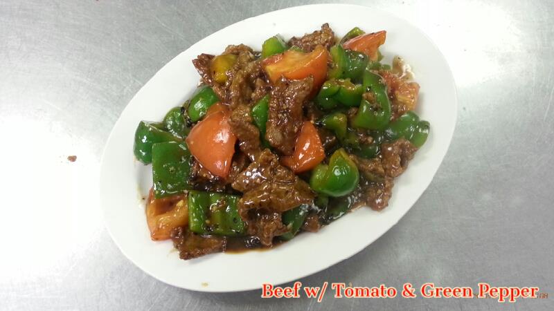 Order 74. Beef with Tomato and Green Peppers food online from Golden Bowl store, Westmont on bringmethat.com