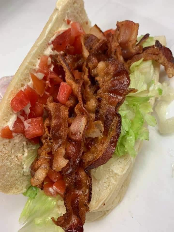 Order BLT Sub - Small 8" food online from Royal Cutlets store, Salem on bringmethat.com