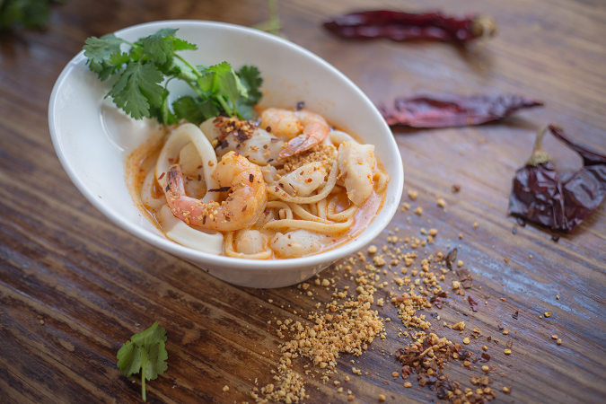 Order Seafood Tom Yum Noodle Soup food online from Ithai bangkok street food catering store, San Francisco on bringmethat.com