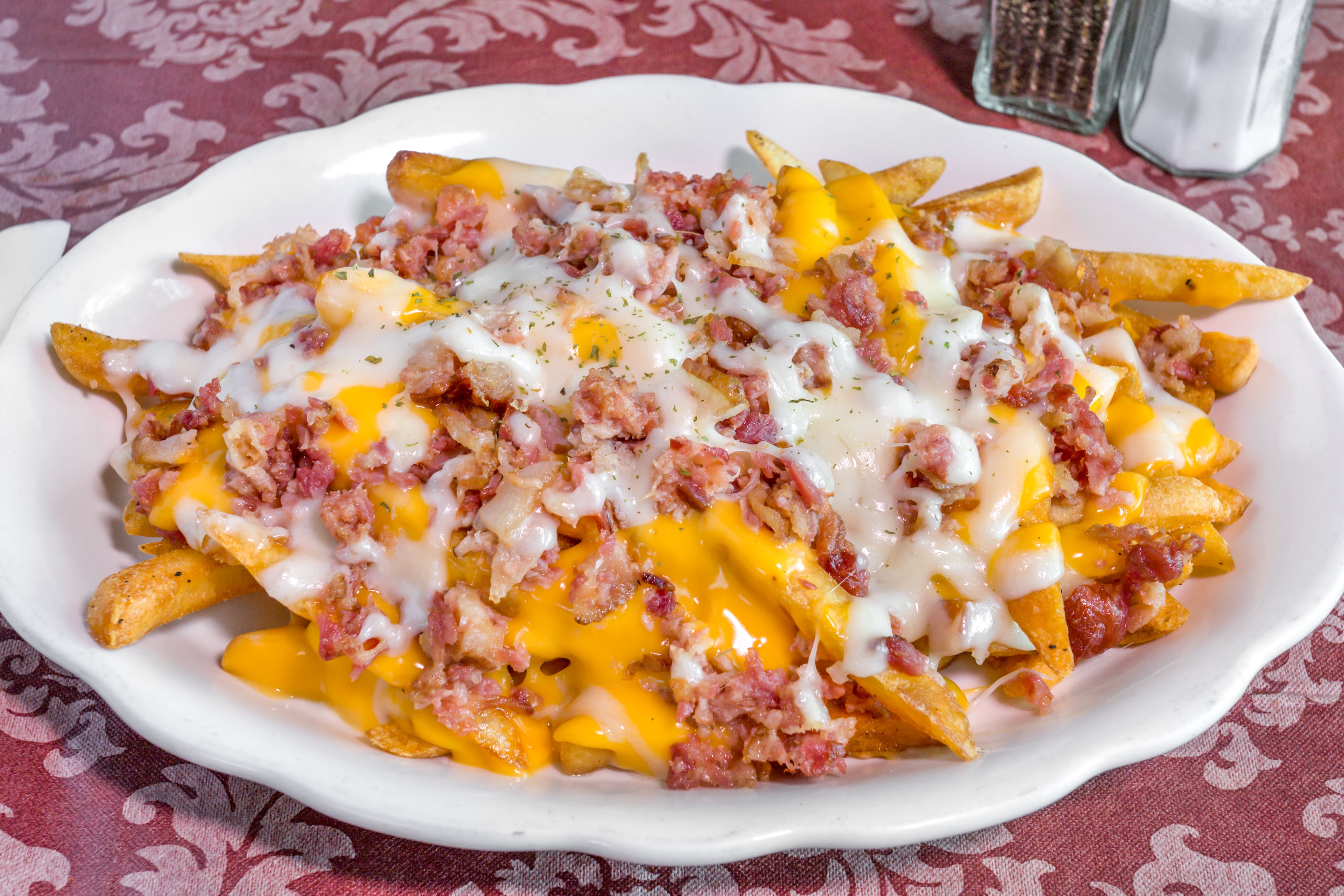 Order Loaded French Fries - Appetizer food online from Fratelli Pizzeria & Cafe store, Bethlehem on bringmethat.com