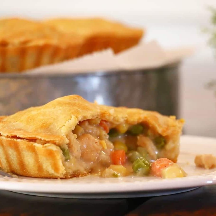 Order Chicken Pot Pie  Meal(frozen) food online from Cristy Kitchen store, Roswell on bringmethat.com
