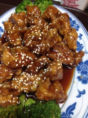 Order Sesame Chicken food online from Good Fortune Cafe Restaurant and Lounge store, Gaithersburg on bringmethat.com
