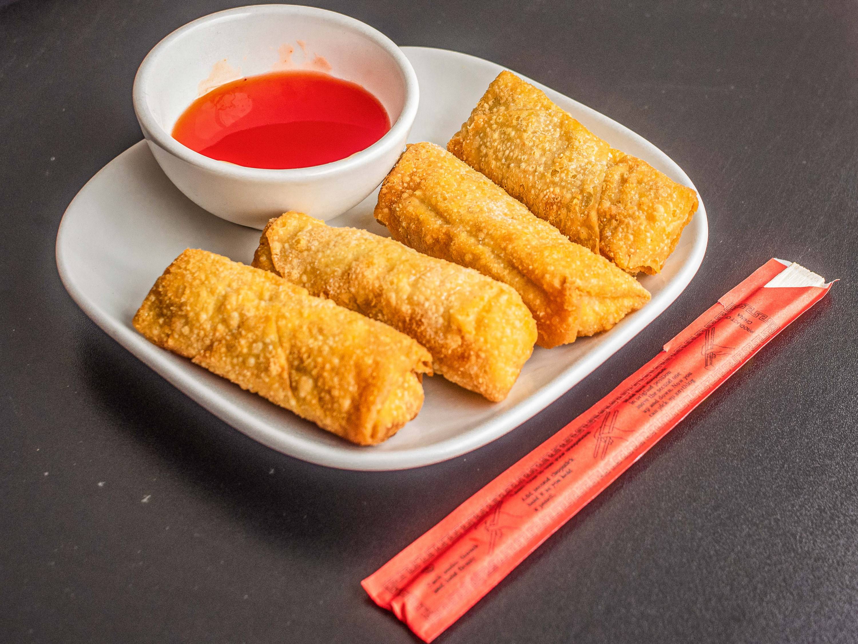 Order 1. Egg Roll food online from Chang's Wok Inn store, Peoria on bringmethat.com