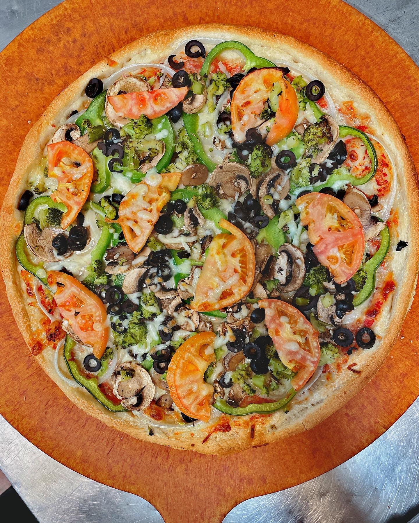 Order Veggie Pizza - Small 10" food online from Totis Pizza & Grill store, Pawtucket on bringmethat.com