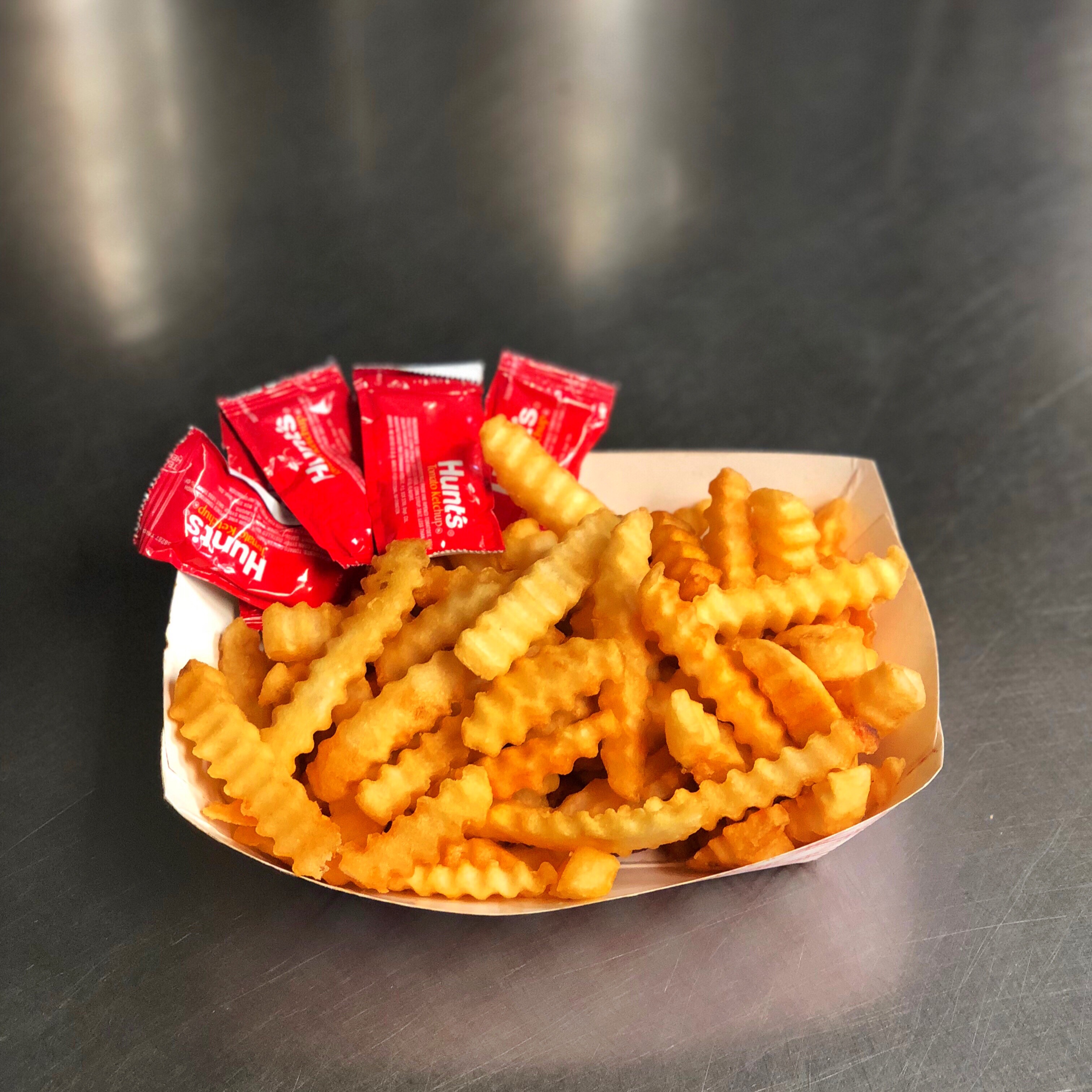 Order Crinkle Cut Fries food online from Linda New York Pizzeria store, Rochester on bringmethat.com