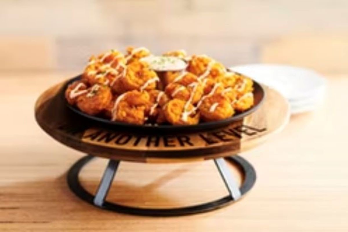 Order Bloomin Shrimp food online from Outback Steakhouse store, Macon on bringmethat.com