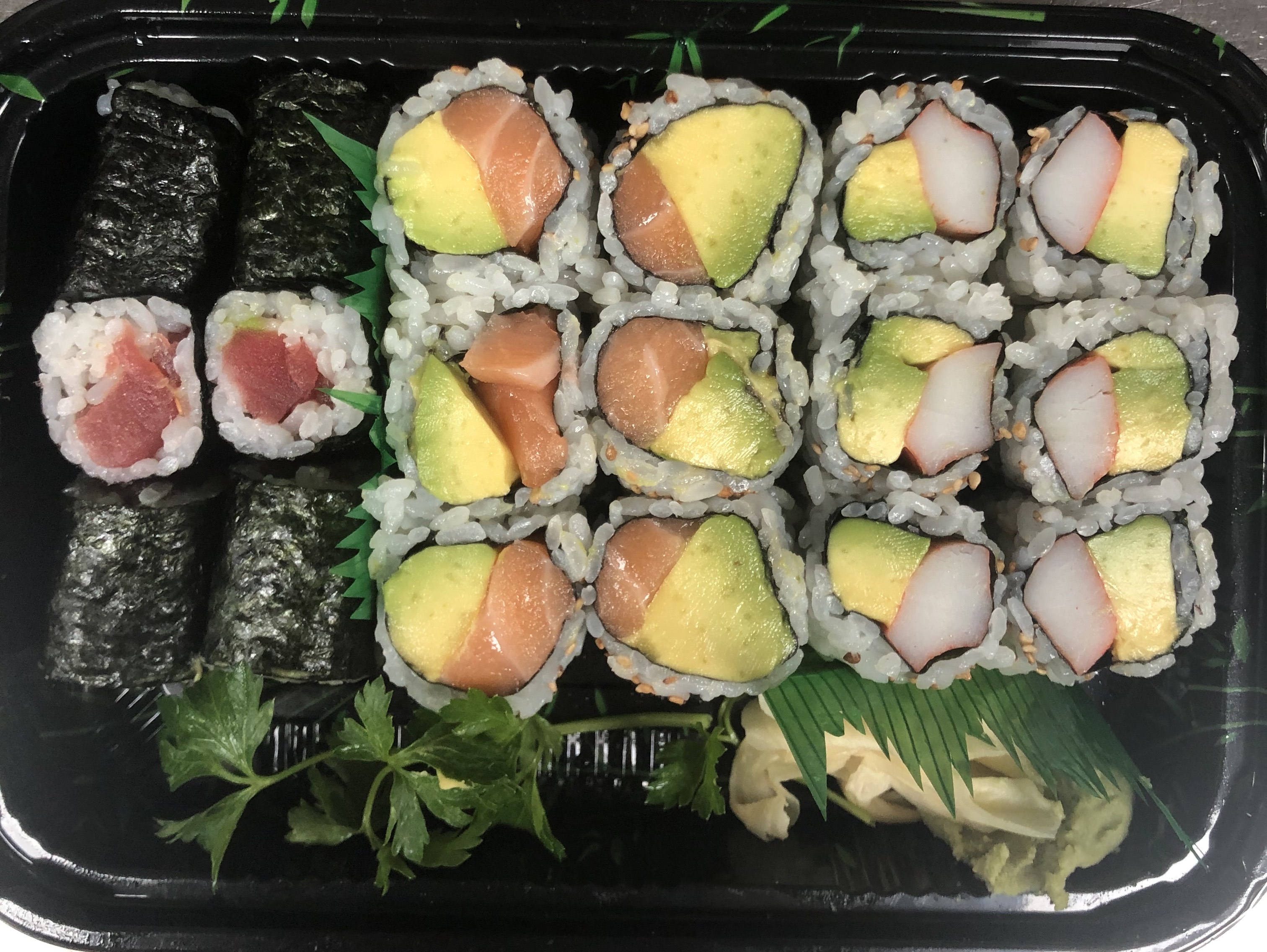 Order Roll Combo C food online from Shake Shake Crab store, New York on bringmethat.com
