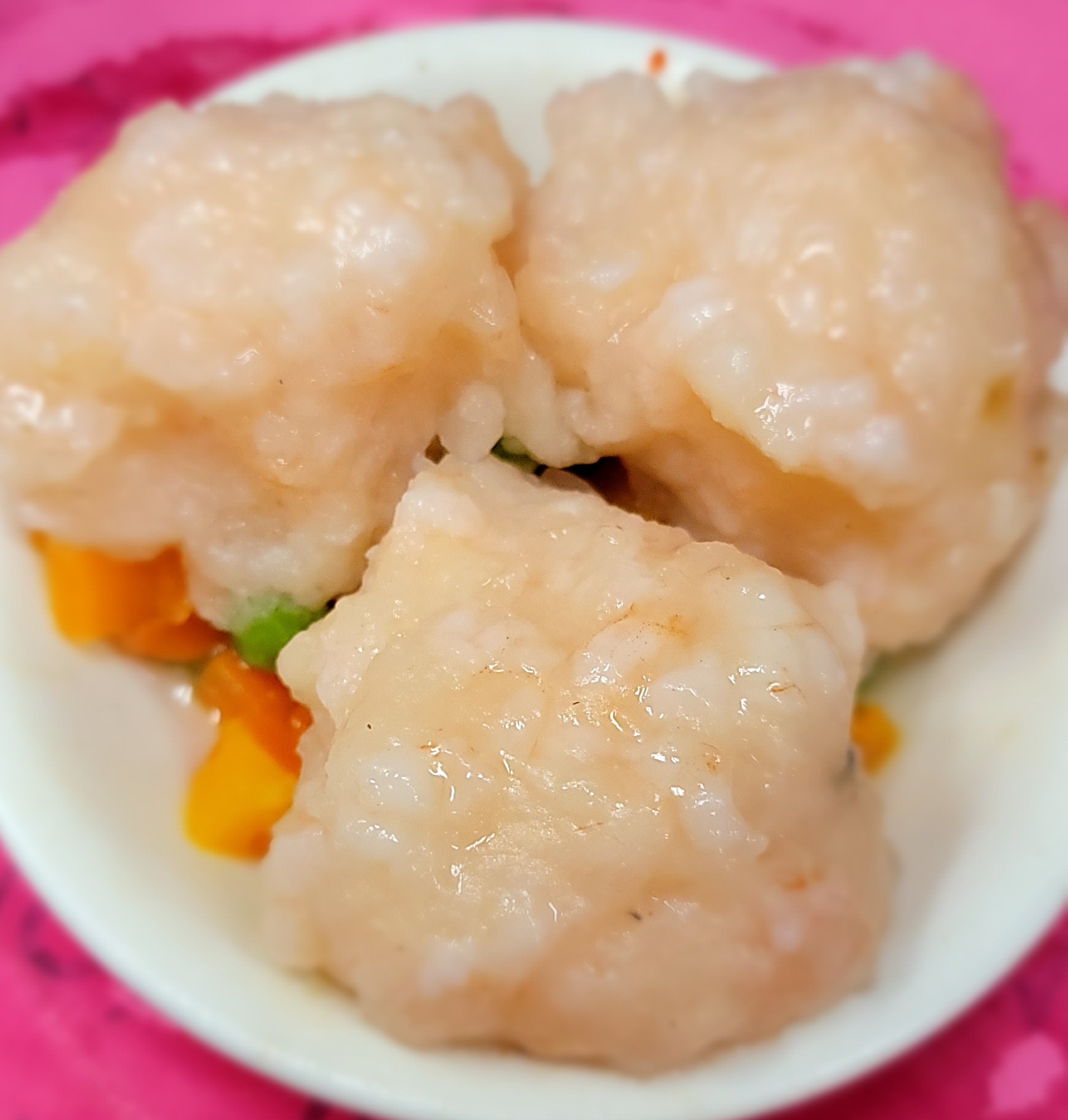 Order Steamed Shrimp Balls food online from Wong Gee store, Silver Spring on bringmethat.com