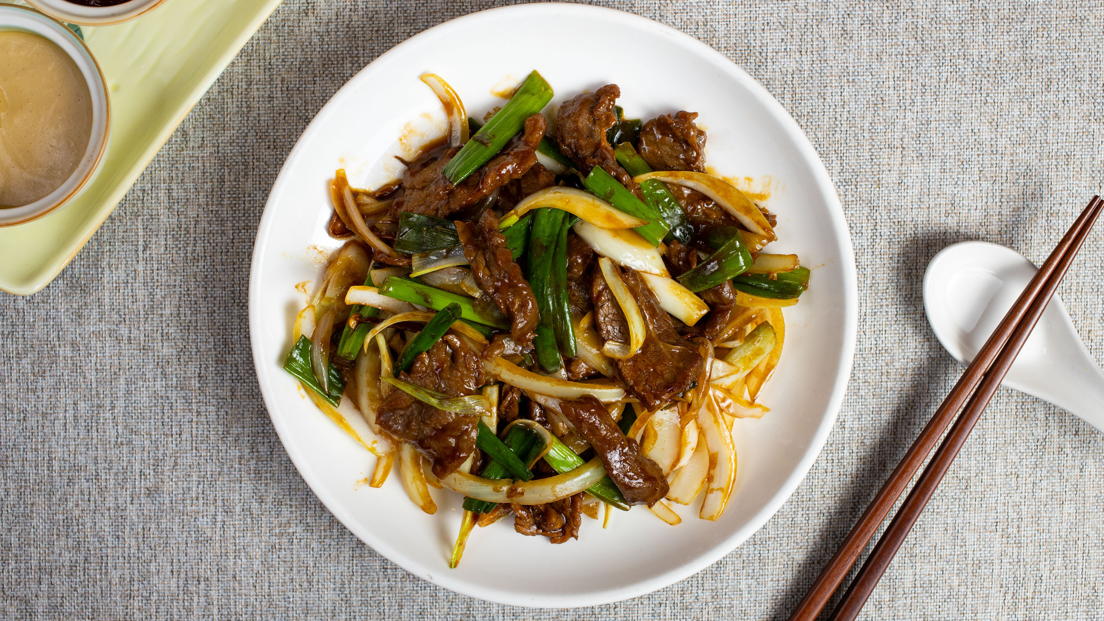 Order Green Onion & Ginger Beef 姜蔥牛 food online from Fortune Cookie Chinese store, San Francisco on bringmethat.com