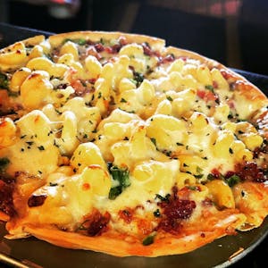 Order ''Mac'' Daddy food online from Old Shawnee Pizza store, Shawnee on bringmethat.com