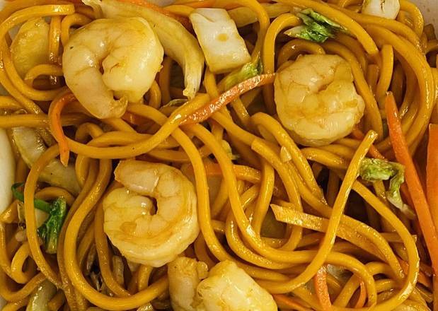 Order Shrimp Lo Mein food online from Hibachi store, New Haven on bringmethat.com