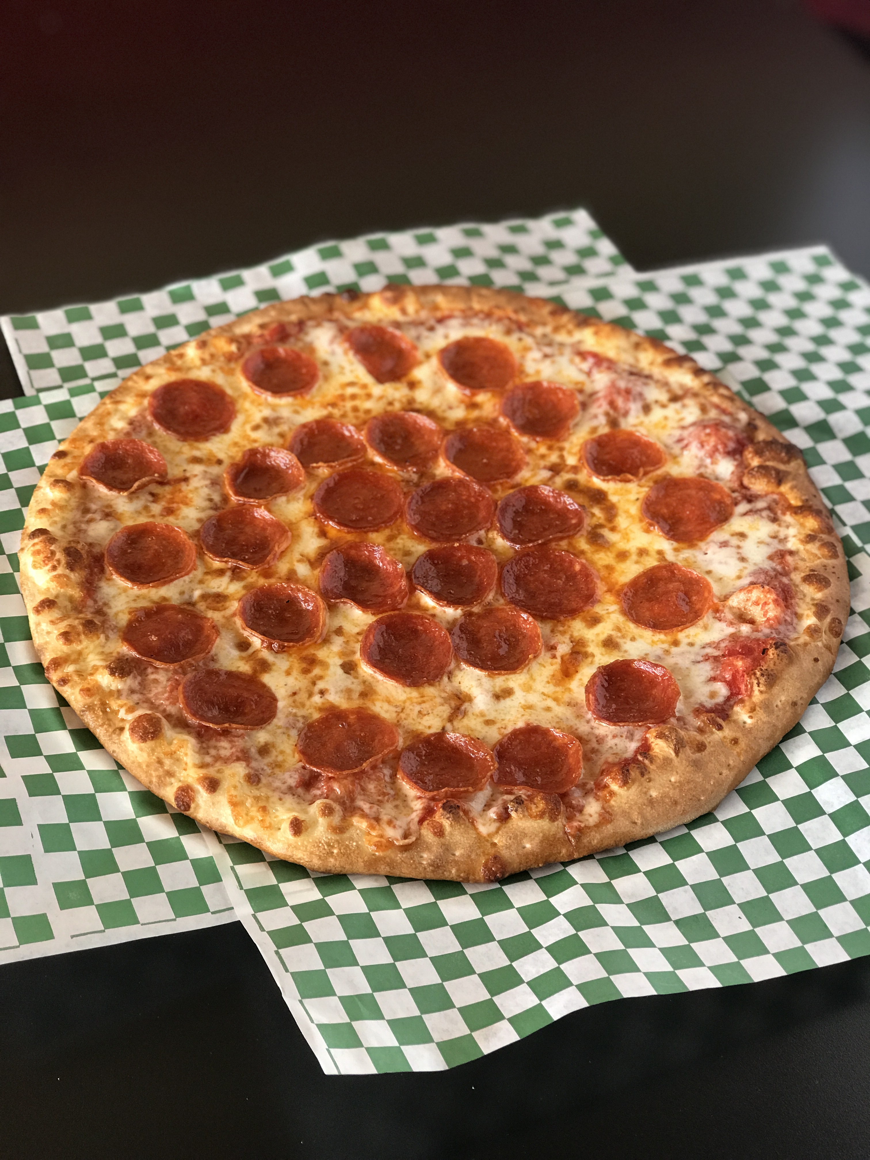 Order Large 14" Pizza food online from Geno's Giant Slice store, Gilbert on bringmethat.com