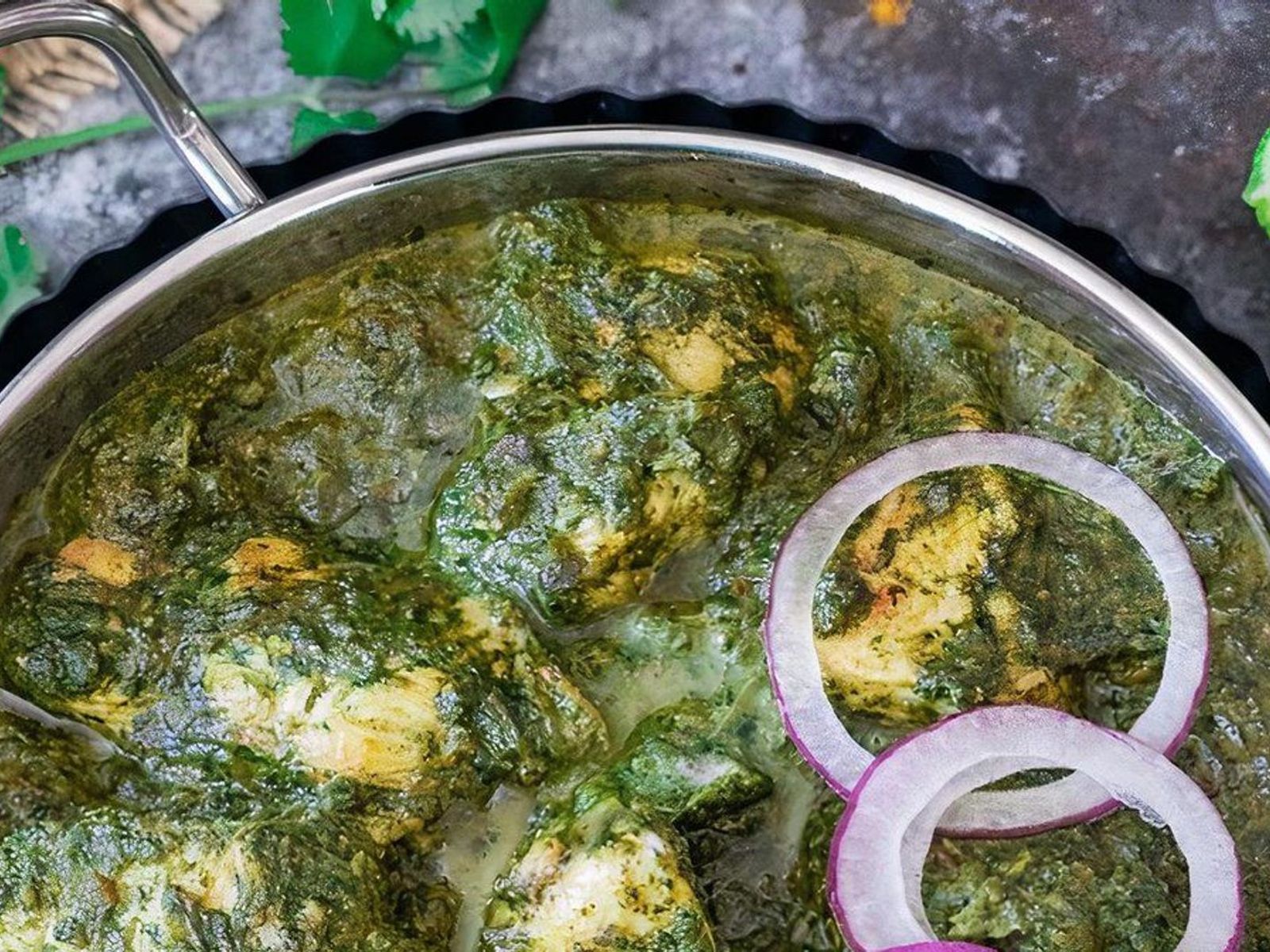 Order Chicken Palak food online from Curry Home store, Pittsburgh on bringmethat.com