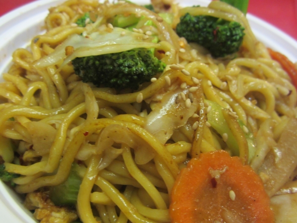 Order Lo Mein Thai Style food online from Bangkok Express store, Cincinnati on bringmethat.com